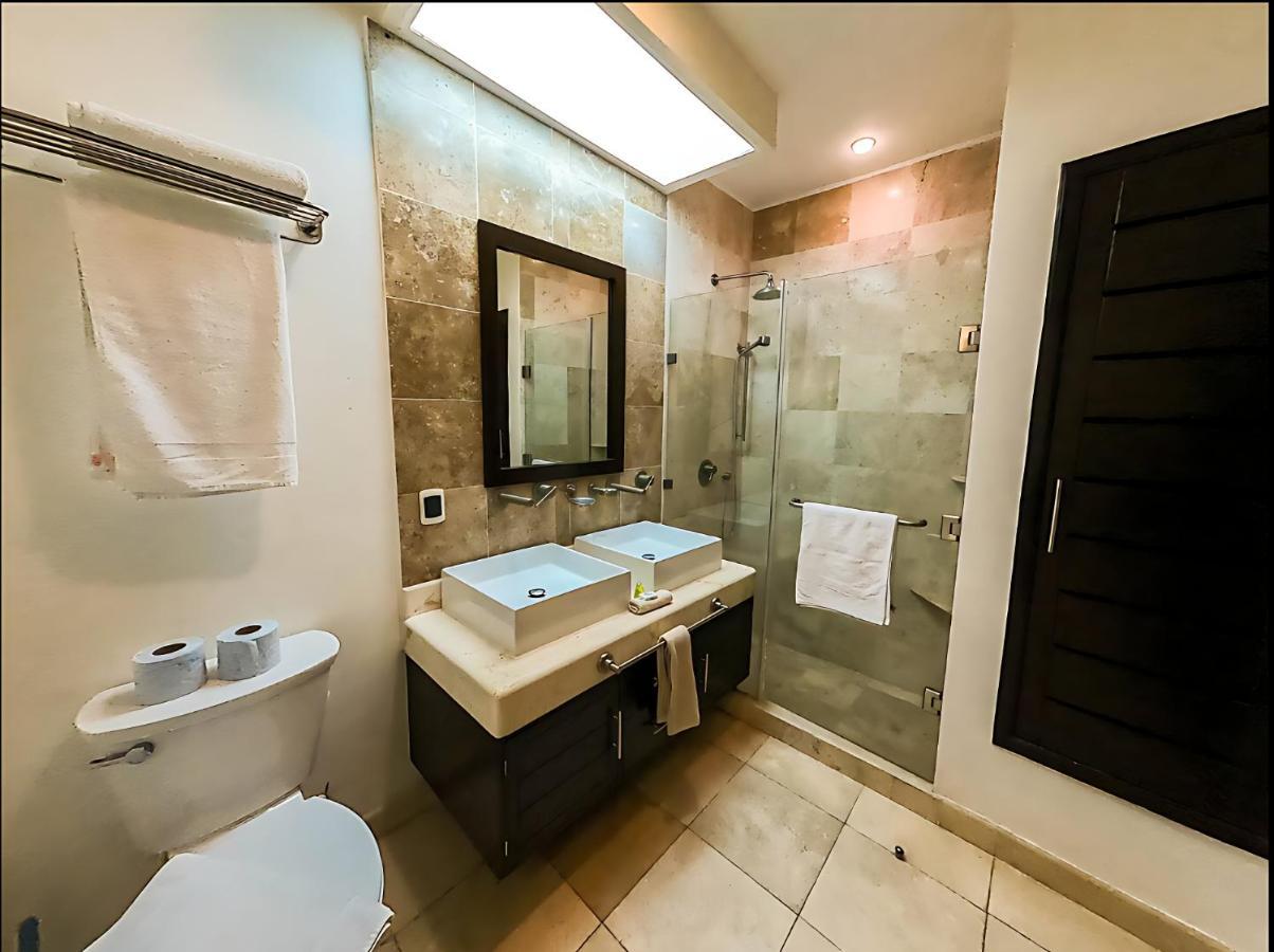Faro 201 Beachfront Apartment With Ocean View, Close To 5Th Av Playa del Carmen Esterno foto