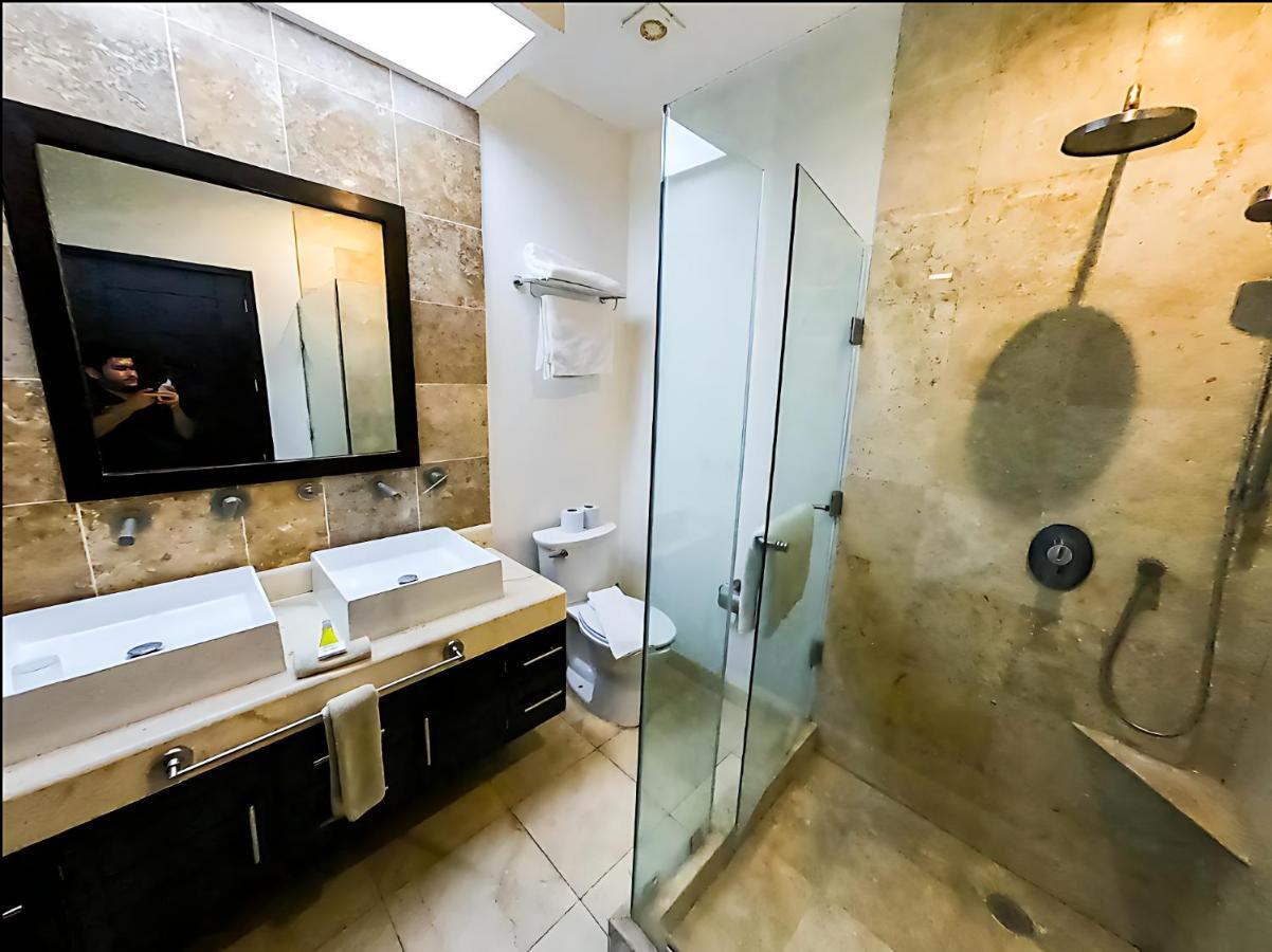 Faro 201 Beachfront Apartment With Ocean View, Close To 5Th Av Playa del Carmen Esterno foto